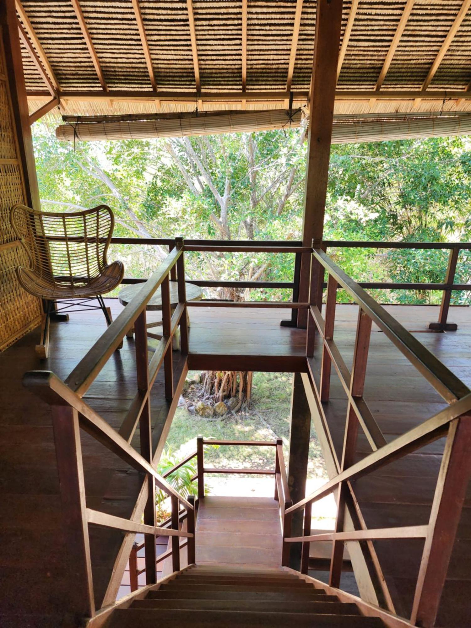 Basa-Basi Lodge Karimunjawa Exterior photo
